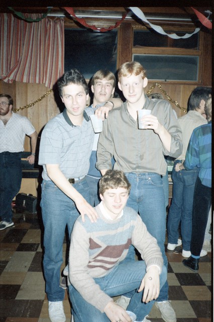 1985-12 120.jpg