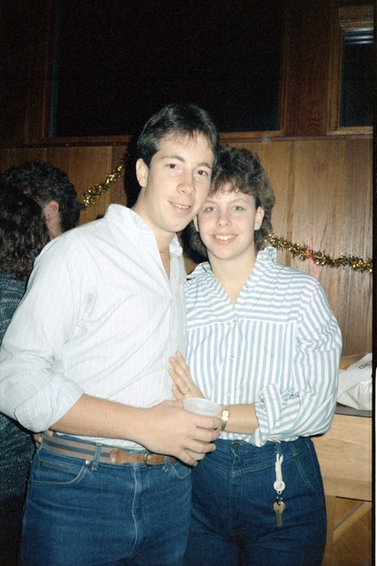 1985-12 200.jpg